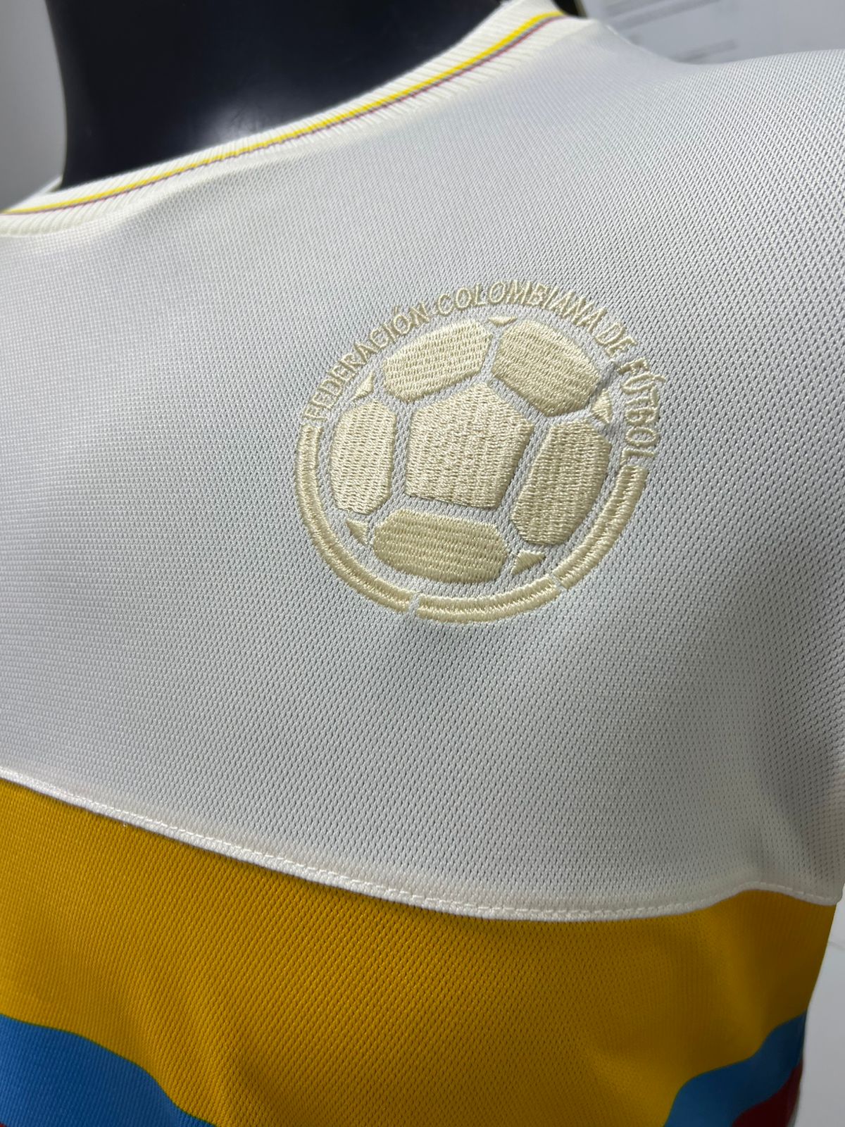 CAMISETA COLOMBIA 100 AÑOS ULTIMAVERSION - TALLA: SMUJER